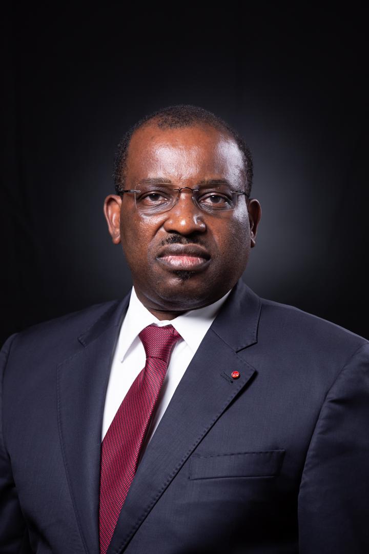 BIOGRAPHIE DU MINISTRE